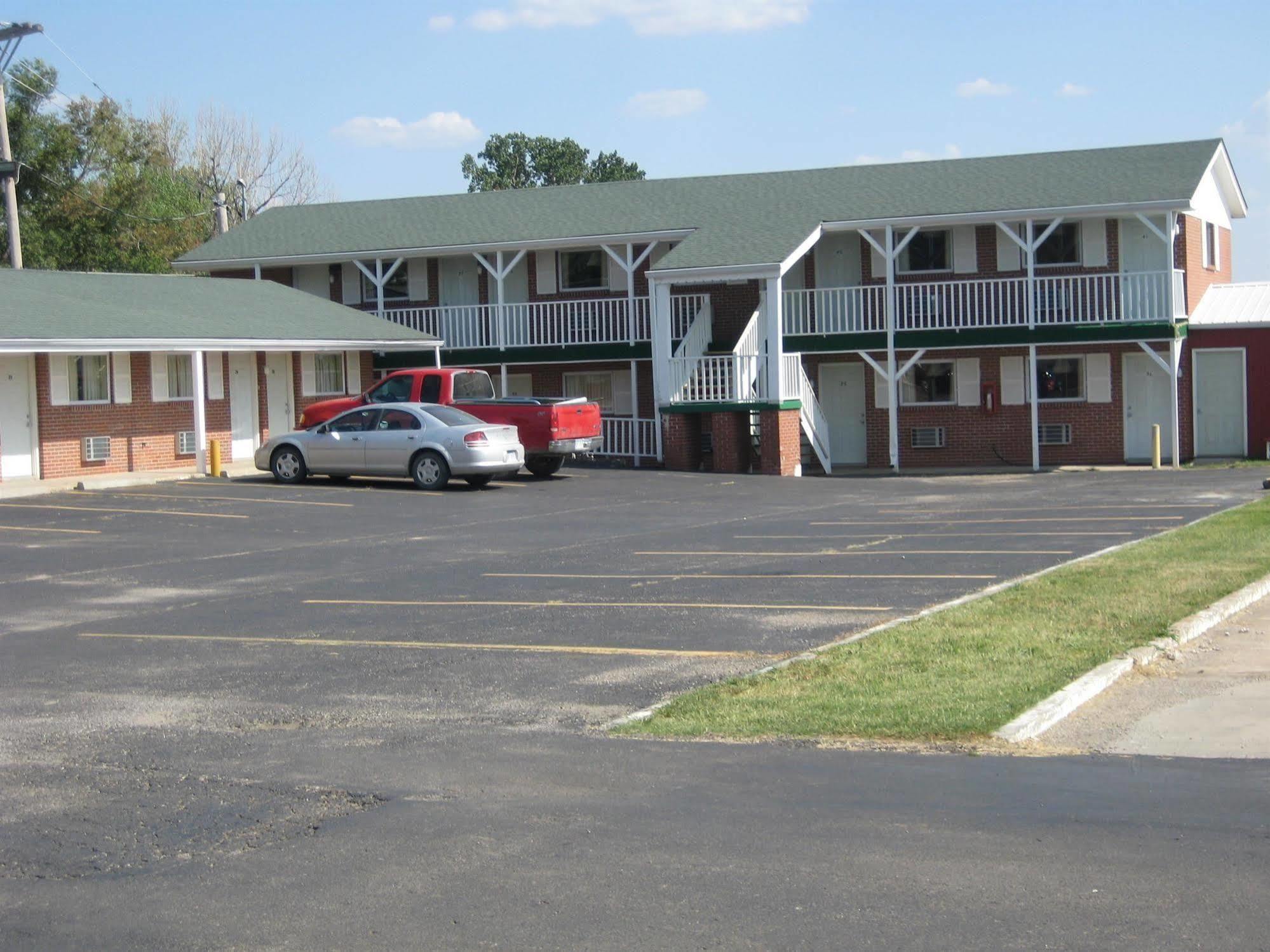 Guest House Motel Chanute Экстерьер фото